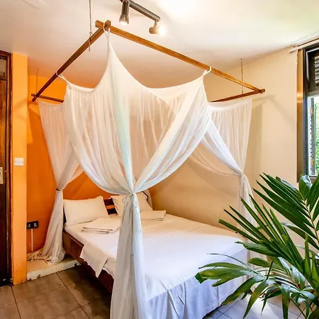 The Slow Leopard Dar es Salaam Exterior photo