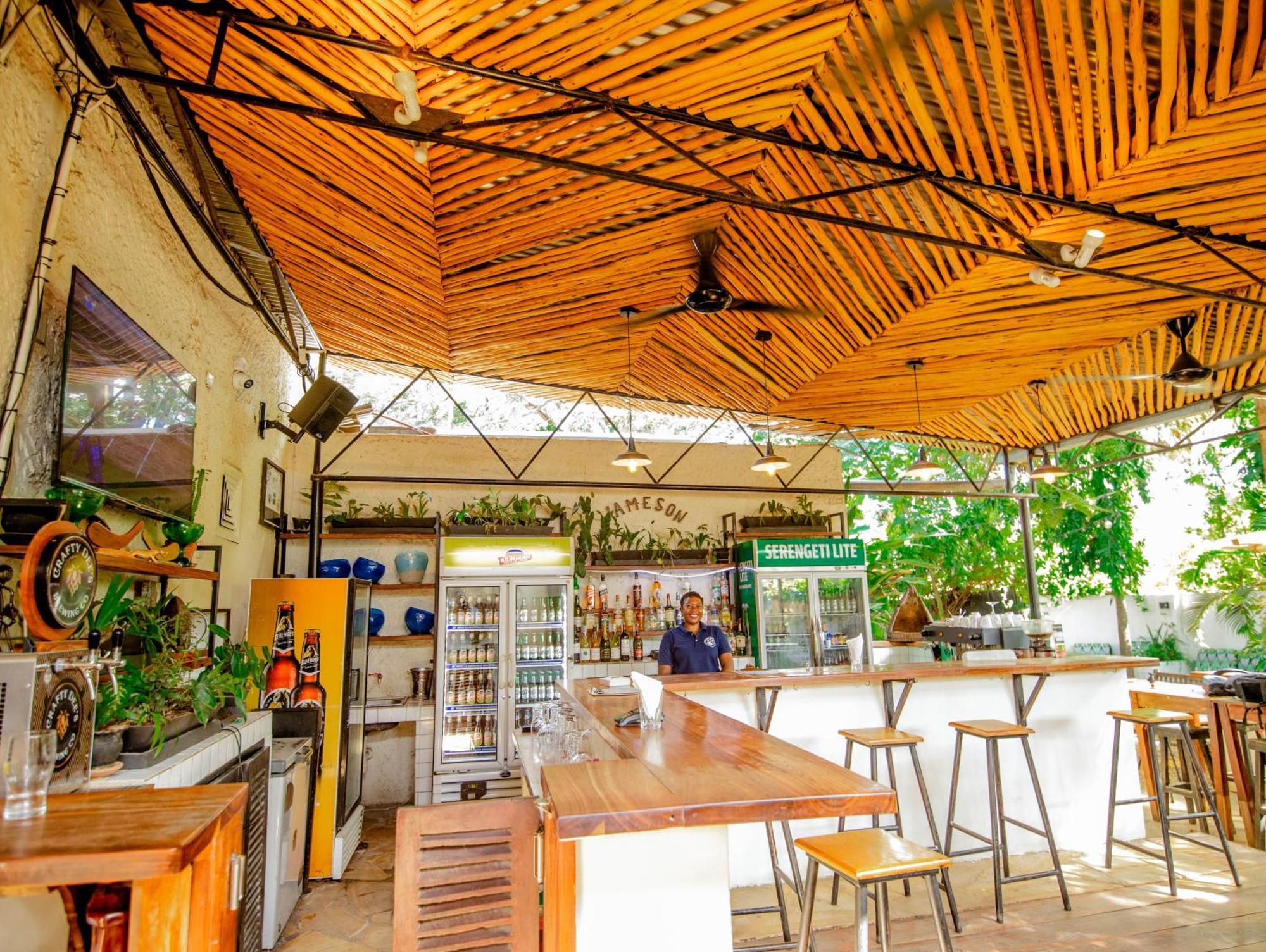 The Slow Leopard Hostal